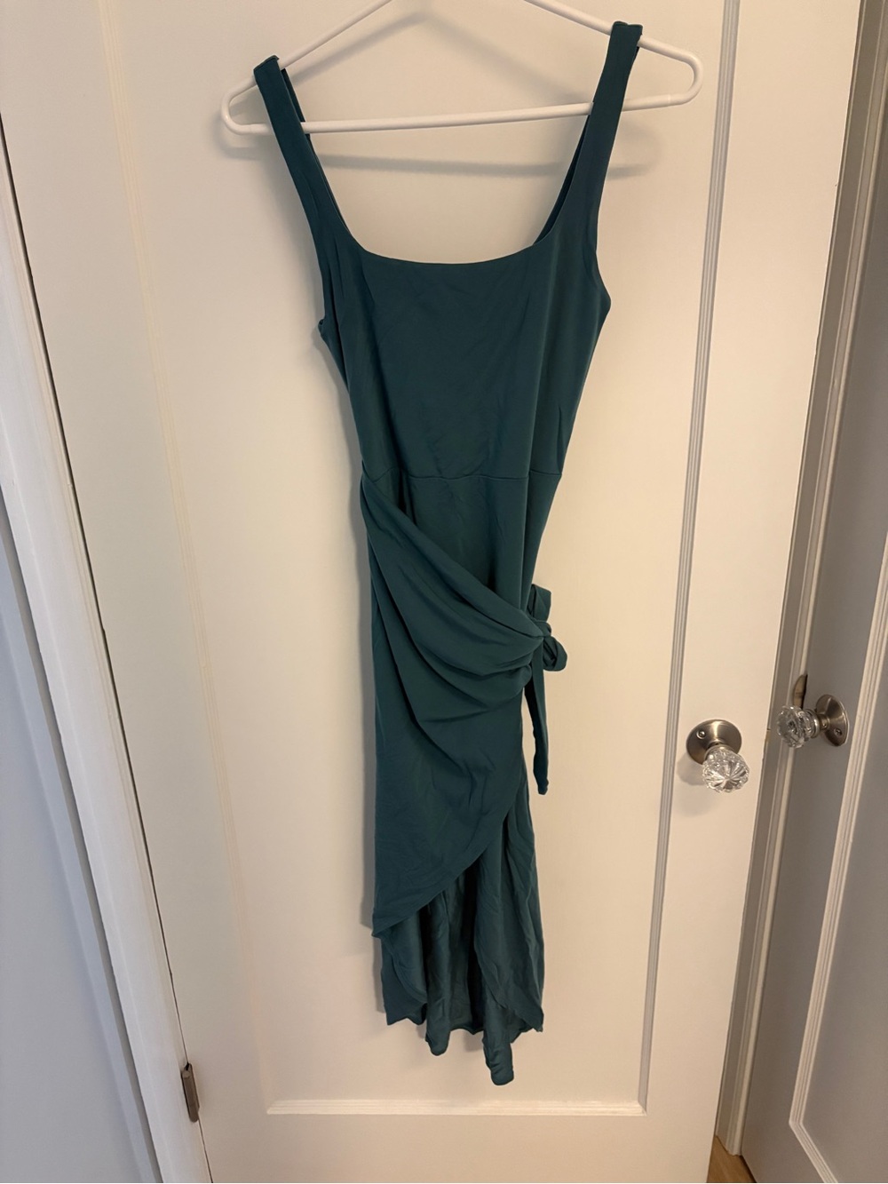 Aritzia Wilfred Saturn Wrap Dress